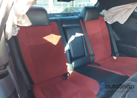 2016 Dodge Challenger R/T Plus z USA, uszkodzony, nr VIN 2C3CDZBT7GH137962